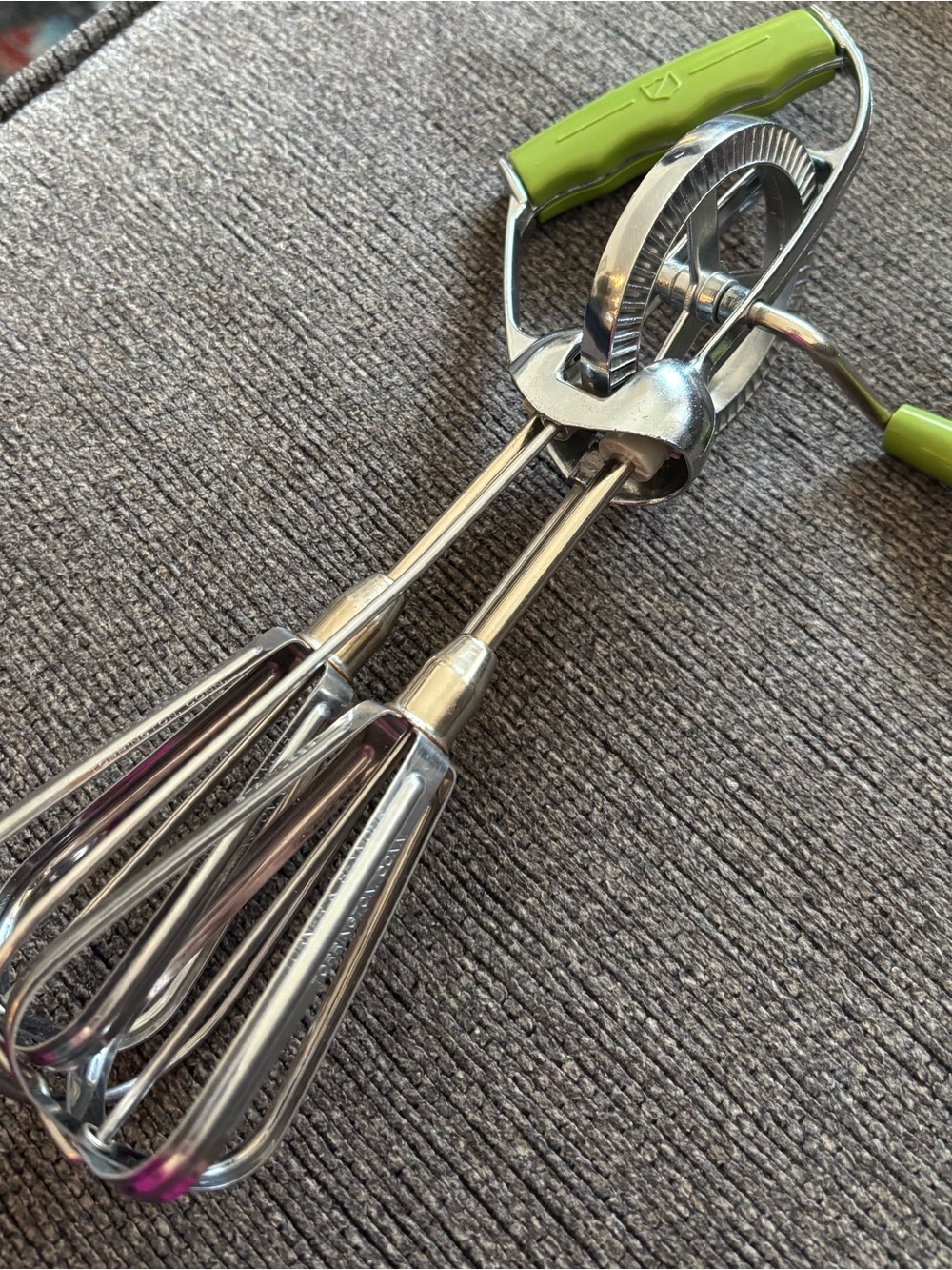 Vintage Turner and Seymour Hand-Crank Egg Beater with Offset Handle